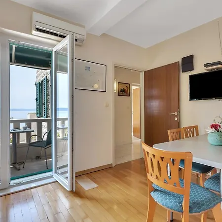 Apartman Tolle In Mit Schoenem Garten Drasnice